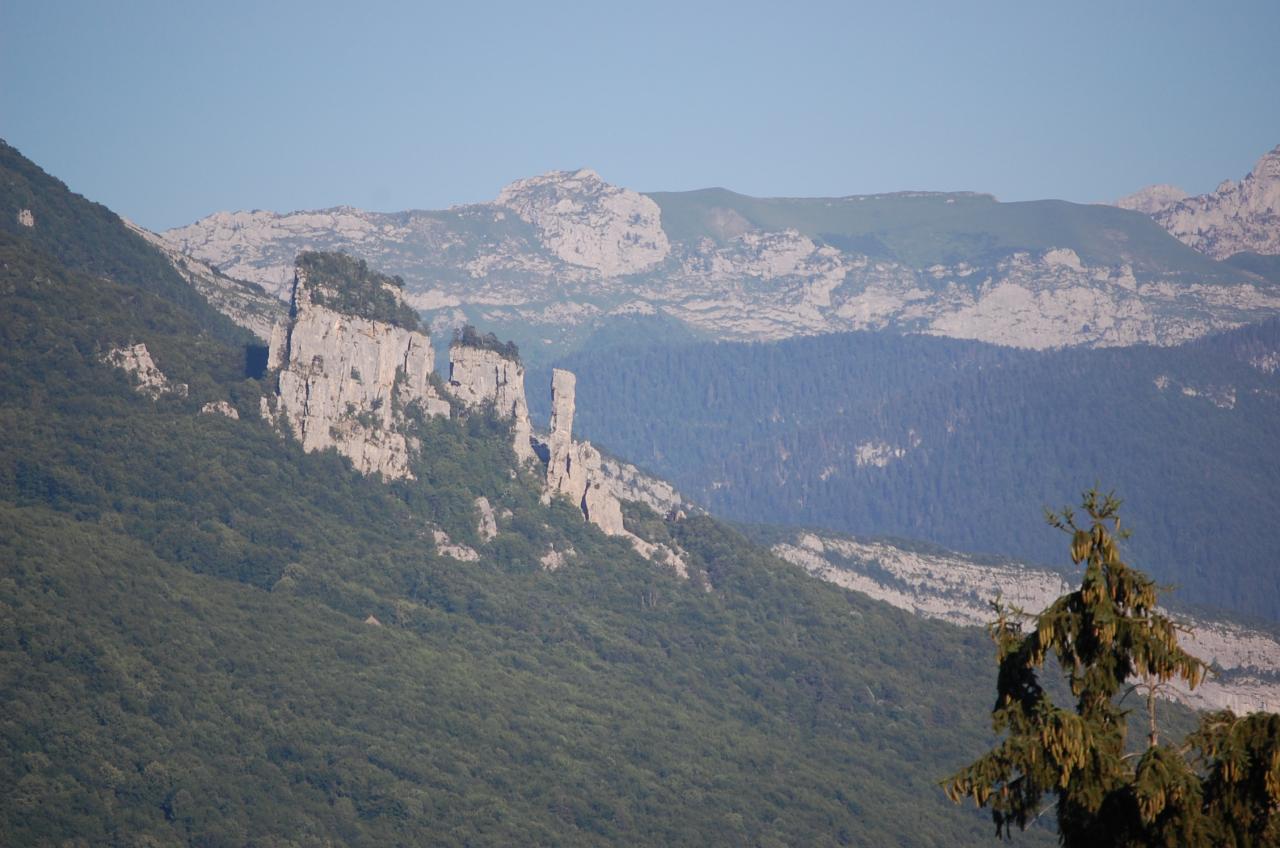 Les Tours Saint-Jacques - Allèves